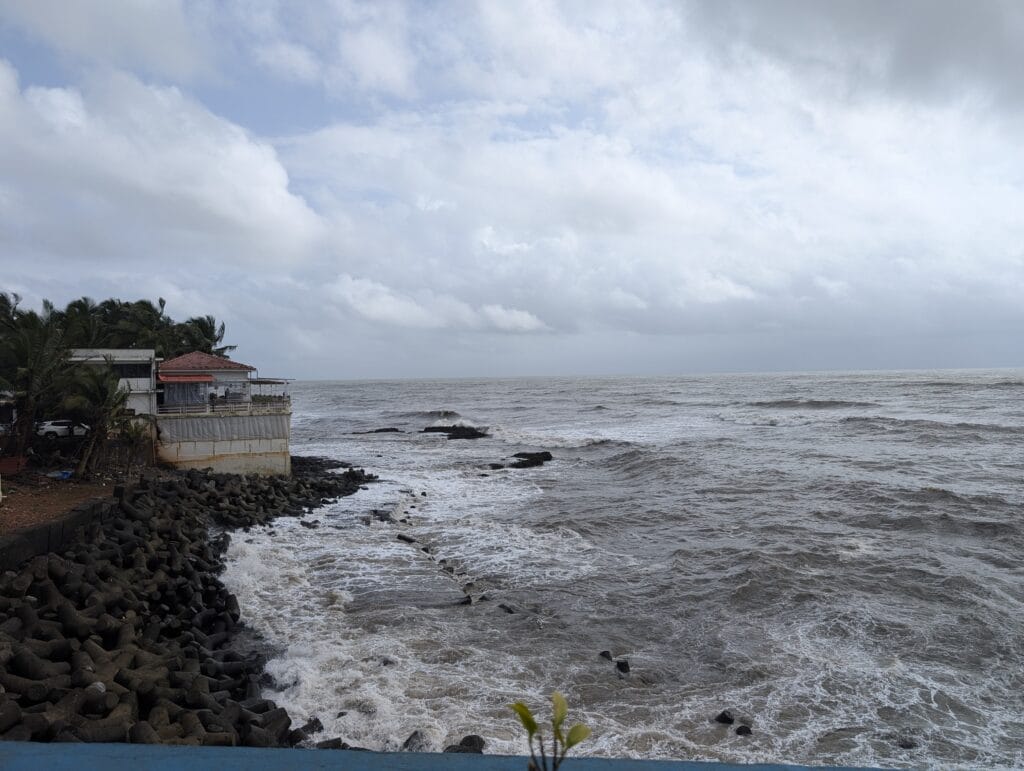 Hosa Goa & Purple Martini: North Goa Food, Cocktails & Sunset Views