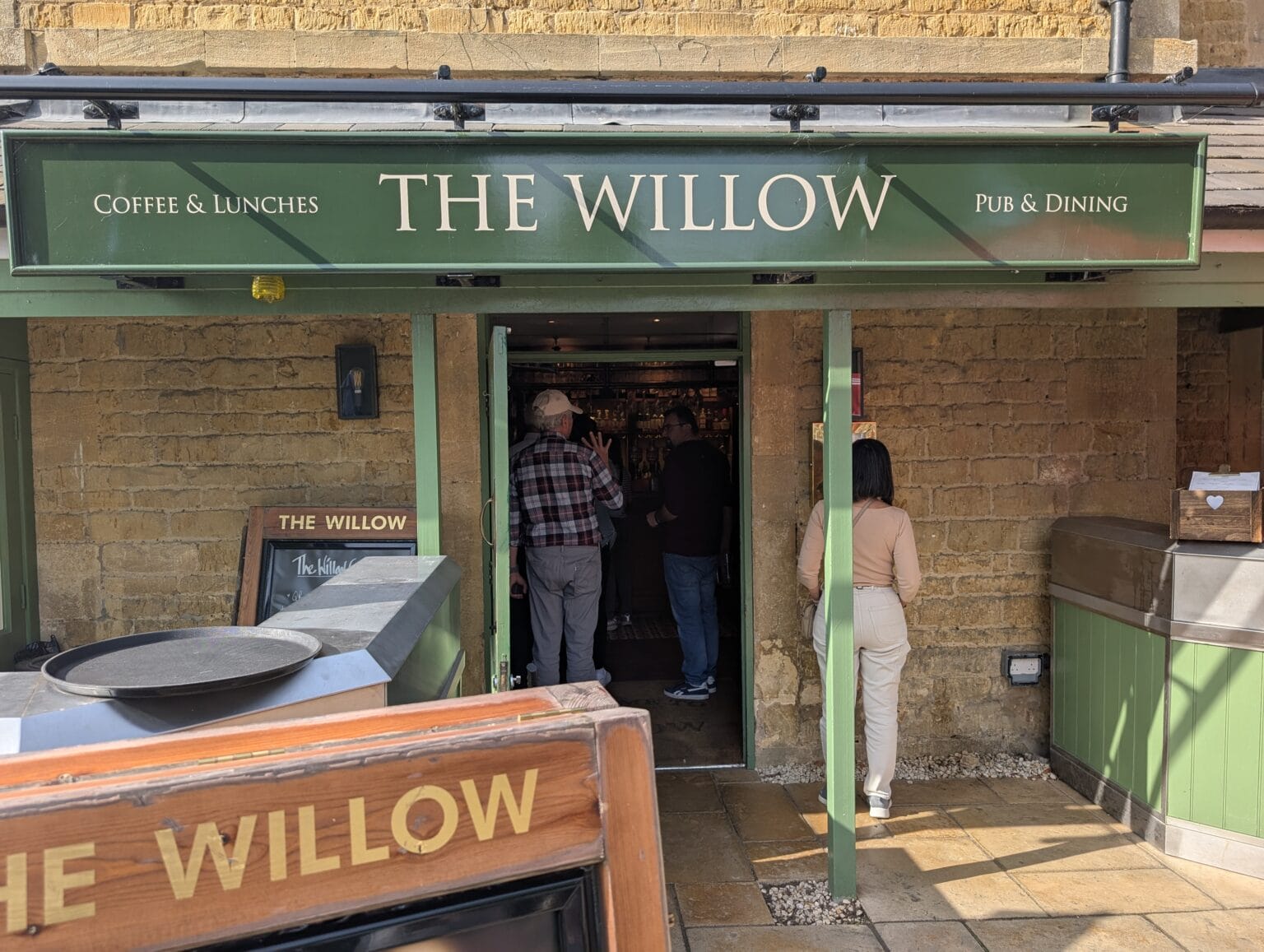 Bourton-on-the-Water in the Cotswolds &ndash; photo 12