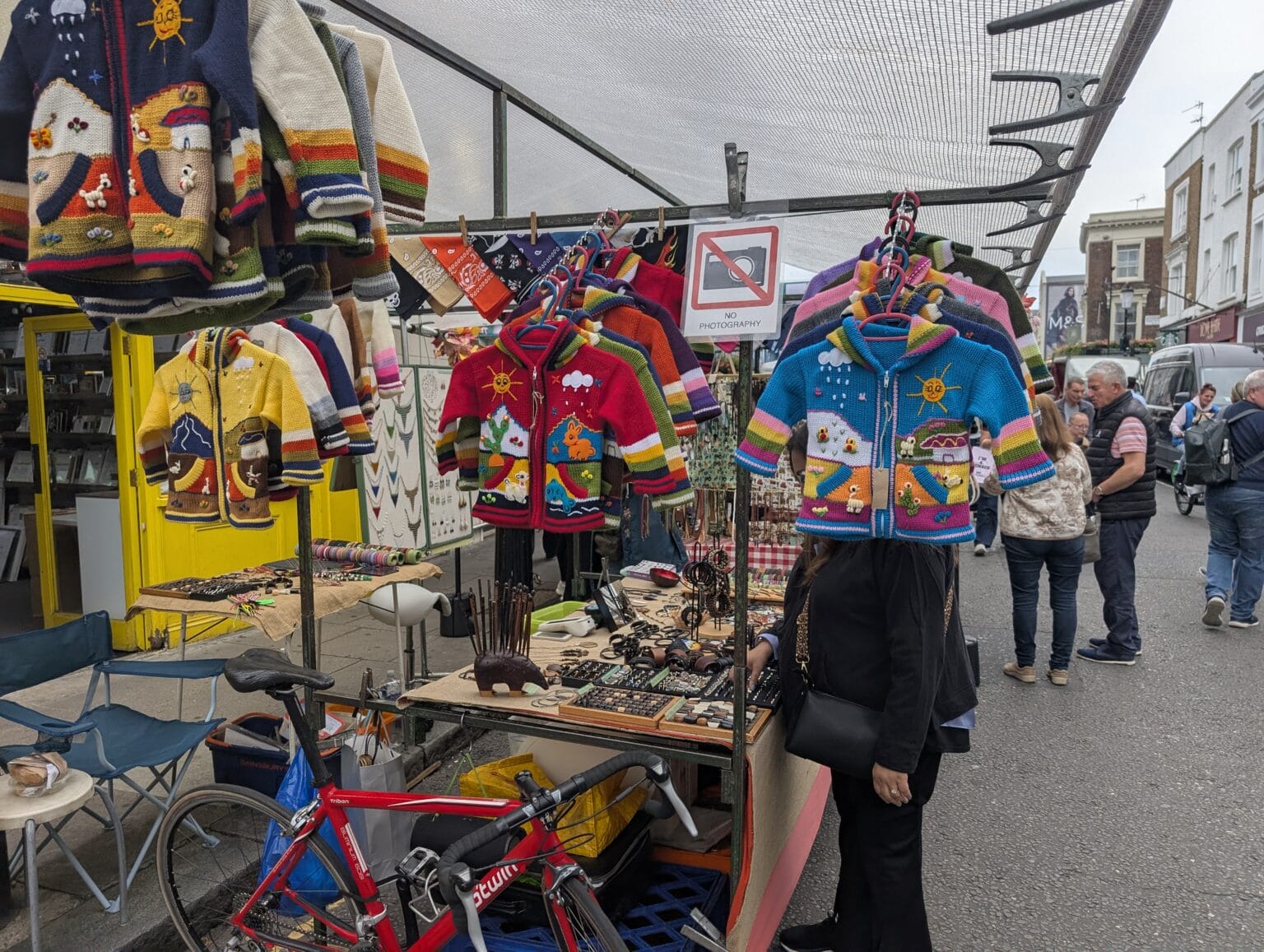 Portobello Road Market in Notting Hill &ndash; photo 11